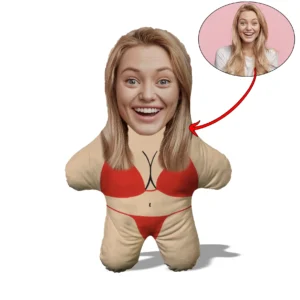 Cojín Bikini Rojo MiniMe, idea de regalo para una amiga